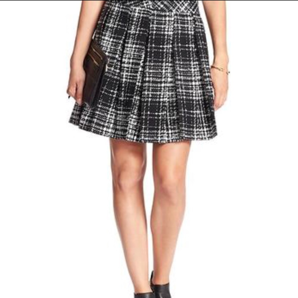 Bannana Republic plaid pleated skirt NWT